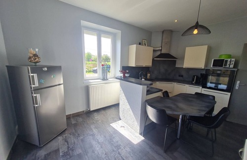 Lironville Cottage | Family Farmhouse Retreat with 12 Cow Breeds and Close to Scenic Spots