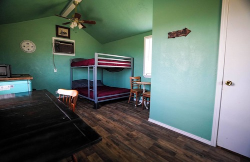 Plantersville Cabin | Family Farms Cabin 2 - Full Beds, Relaxing Nights, Lake View + Fire Pit Sleeps 4