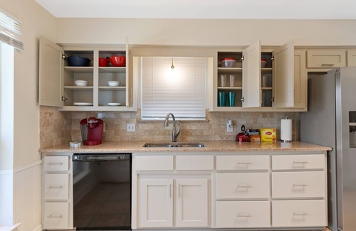 Plano House | Family Favorite ⭐Pool Table/5 Smart TVs- Fast Wifi