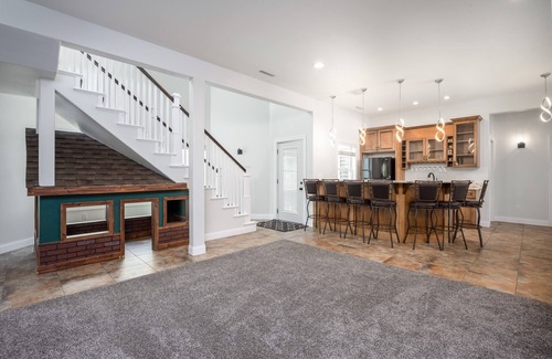 Cedar Rapids House | Family favorite!