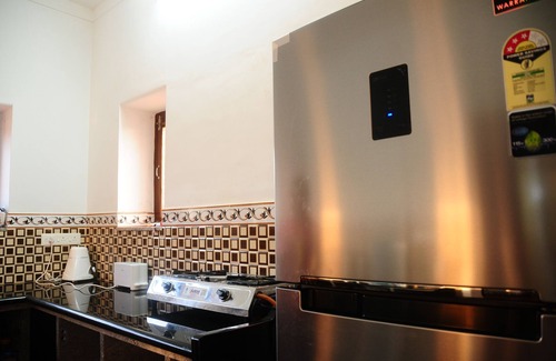 Pondicherry House | ♥Family favourite♥ huge villa , sleeps 15.