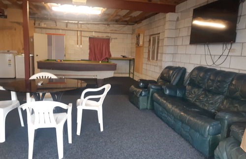 Te Puru House | Family Fishing Getaway