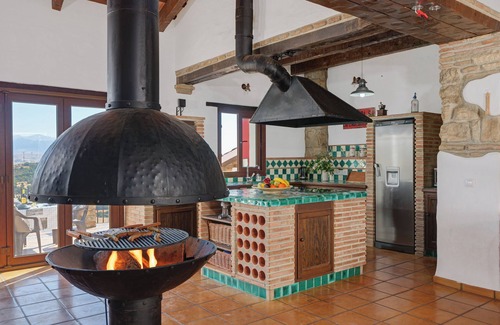 Jimena de la Frontera Villa | Family friendly traditional villa in Andalusian pueblo blanco with infinity pool