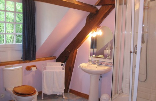 Chateauneuf-la-Foret Bed & Breakfast | Family friendly guest house with a swimming pool, breakfast optional