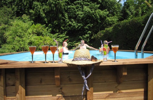 Chateauneuf-la-Foret Bed & Breakfast | Family friendly guest house with a swimming pool, breakfast optional