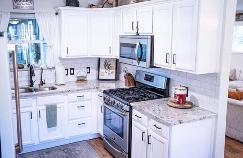 North Richland Hills House | Family friendly w/huge yard 15 min from ATT stadium Stockyards, airport