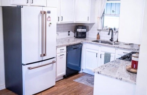 North Richland Hills House | Family friendly w/huge yard 15 min from ATT stadium Stockyards, airport