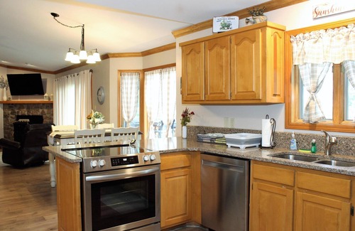 Hot Springs Village House | Family Friendly Home with Large Fenced Yard!