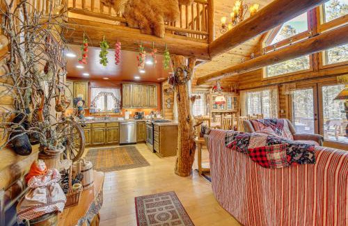 Heber House | Family-Friendly Cabin with Fire Pit in Forest Lakes