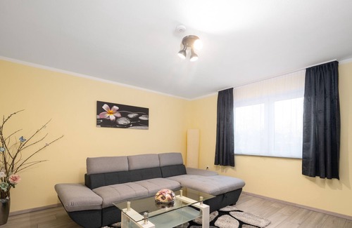 Saal an der Donau Apartment | Family-friendly 3-room vacation apartment
