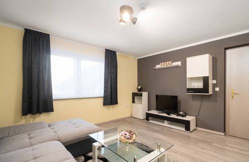 Saal an der Donau Apartment | Family-friendly 3-room vacation apartment