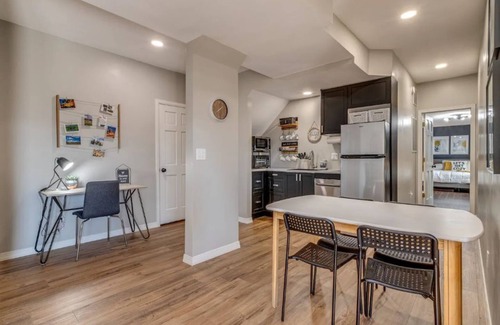 Briargate House | Family-Friendly - Cozy Modern - Convenient - USAFA - Air Force Academy
