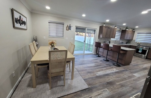 Dearborn Heights House | Family-Friendly 3BR Home – Fully Renovated, 20 Mins to Detroit