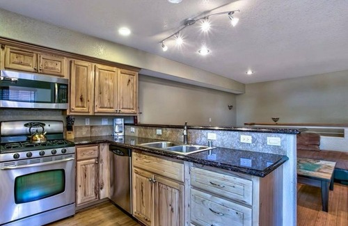Tahoe Island House | Family Friendly Lake/Ski Escape - 3BR & 3BA house in South Lake Tahoe