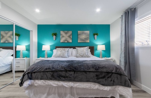 Westlake Village Apartment | Family friendly in the heart of Westlake Village! King beds, workstation,printer