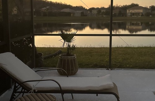 Vista East House | Family friendly! 10 min from MCO, within 20 min to Disney, Universal, Downtown