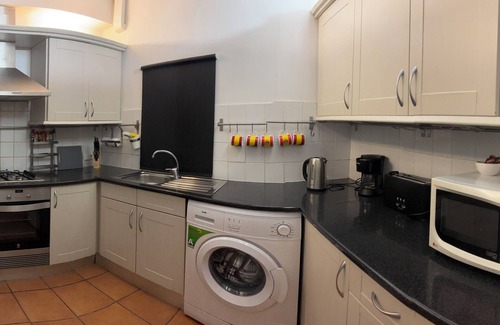Lliber House | Family Friendly 150-year-old house in the heart of Lliber