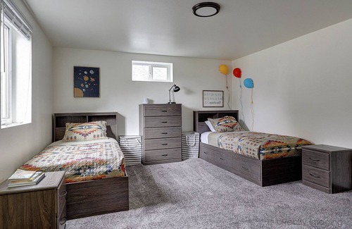 Rock Creek House | Family Friendly 2 acres Home with Hot tub, Fireplace & Game room, Vogel Vacation
