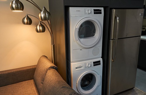 Burnaby Apartment | Family Friendly 2 Bed Rooms Basement Suite- The Chateau - ST No. 00177094