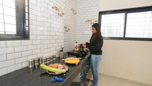 Pune Apartment | Family friendly 2BHK near Kharadi with Covered Parking