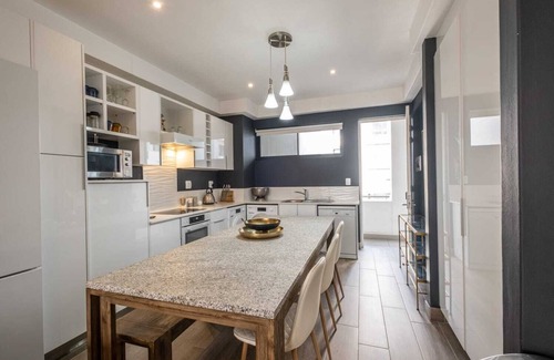 Pretoria Apartment | Family-Friendly#2BR APR: Poolside#Near Menlyn Mall