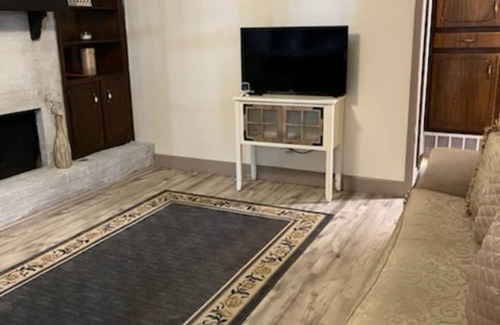 Lawton House | Family friendly 3-bedroom house