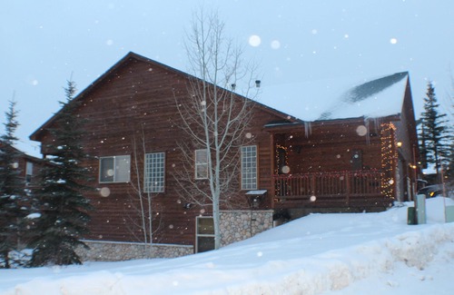 Dillon House | Family Friendly 3 Bedroom, 3 Bath, Mt. Home, Close To 6 World Famous Ski Areas