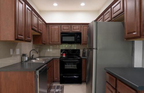 Wetmore House | Family-Friendly 4-Bedroom Haven in San Antonio, TX
