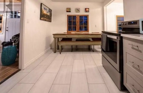Limerick Cottage | Family Friendly 4-Bedroom Cottage on Steenburg Lake