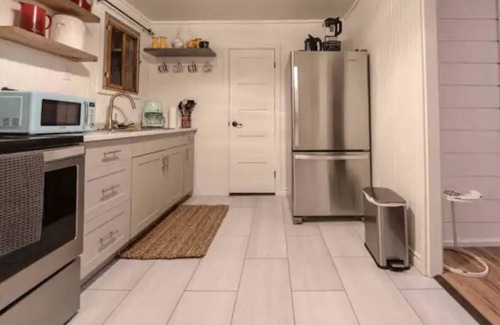 Limerick Cottage | Family Friendly 4-Bedroom Cottage on Steenburg Lake