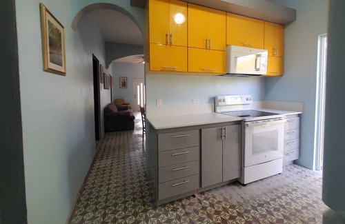 Arecibo Pueblo House | Family-friendly 4 Bedroom Unit, sleeps 12
