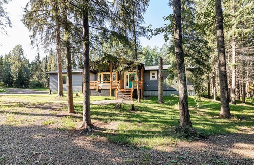 Alhambra House | Family friendly 4BR home on 5 peaceful + private acres!