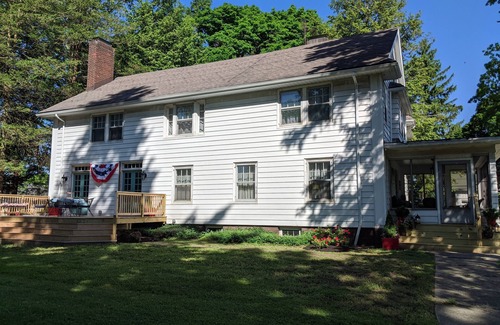 Painesville House | Family-friendly 5-Star Rated 19th Century Restored Mansion