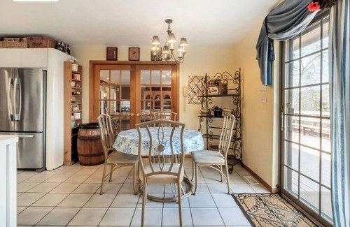 Westhampton House | Family Friendly 6 Bedroom Waterfront 3 Acre Pool & Hot TubnFREE EV Charger