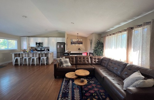 Woodmoor House | Family Friendly Access to the Front Range. Pets OK!