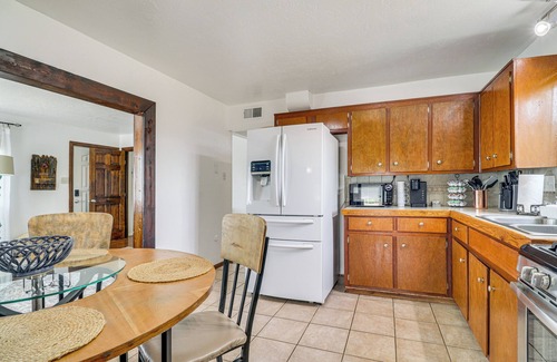 South Valley House | Family-Friendly Albuquerque Home Near Rio Grande!