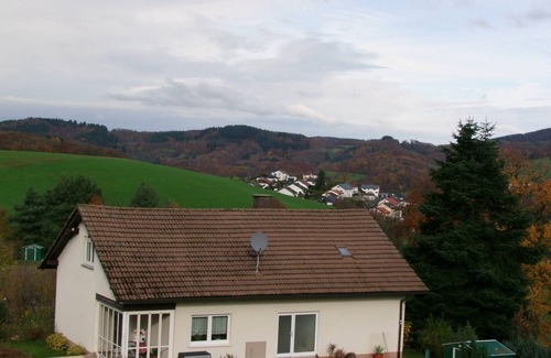Weinheim Apartment | family friendly and for nature lovers