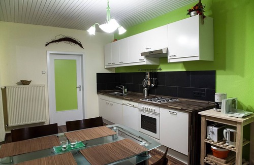 Uchtelfangen Apartment | Family friendly and quiet apartment in the heart of Saarland