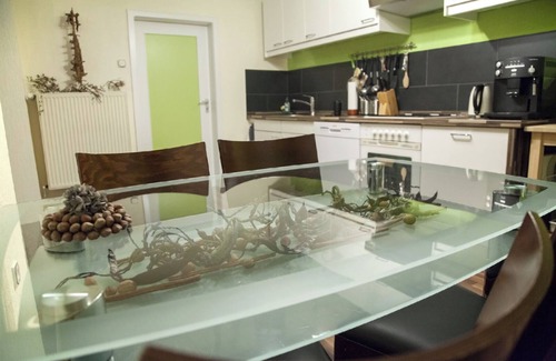 Uchtelfangen Apartment | Family friendly and quiet apartment in the heart of Saarland
