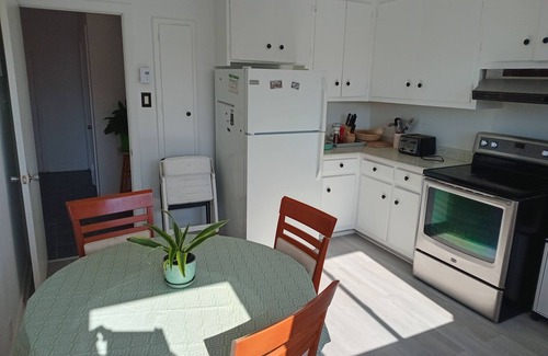 Nouveau-Rosemont Apartment | Family-friendly apartment close to the botanical gardens