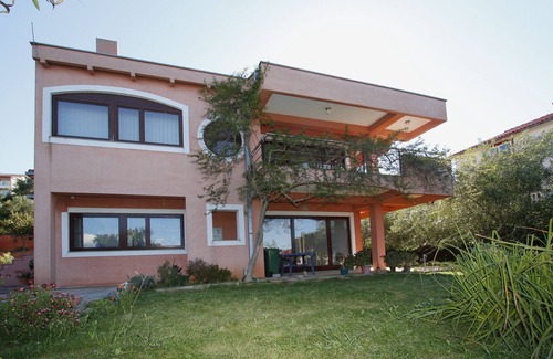 Kali House | Family-friendly apartment in old fishermen village close to Zadar