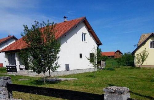 Lovinac Apartment | Family-friendly apartments with swimming pool Lovinac, Velebit - 21748