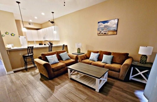 Lake Davenport Estates Condo | Family Friendly Bahama Bay Condo Close to Disney