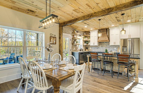 Easley House | Family-Friendly Barndominium Near Greenville!