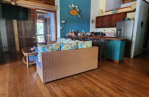 Palmetto Bay House | Family Friendly Beach Bungalow. Private Eco Dive Resort With A Pool & Beach