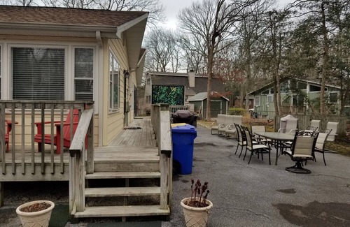 Bethany Beach Cottage | Family friendly beach cottage close to the beach.