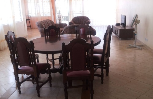 Ras Makamaiwe Apartment | Family Friendly Beach Front Apartment