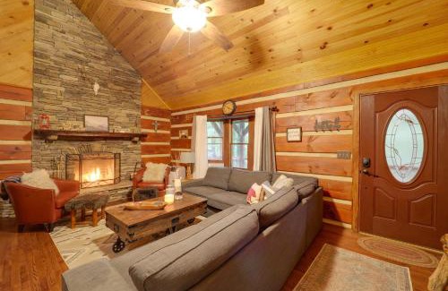 Fleetwood House | Family-Friendly Blue Ridge Cabin with Game Room!