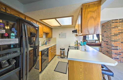 Broken Arrow House | Family-Friendly Broken Arrow Retreat w/Yard!