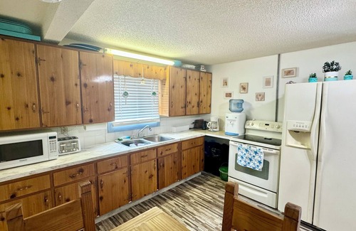 Alberta Beach Cabin | Family friendly cabin in the heart of Alberta beach